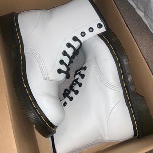 Dr Martins 1460 Smooth White